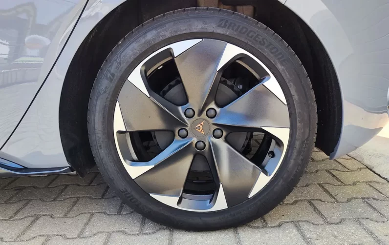 Cupra Born 77 kWh e-Boost