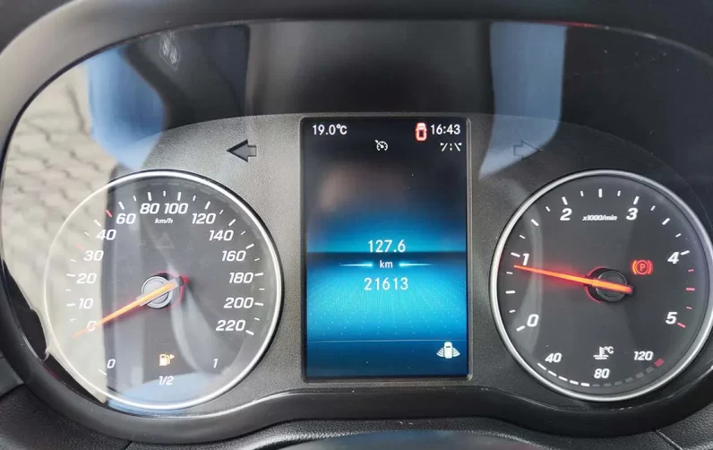 Mercedes-Benz T 180 d Standard