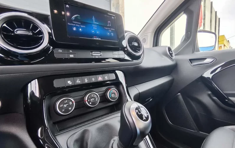 Mercedes-Benz T 180 d Standard