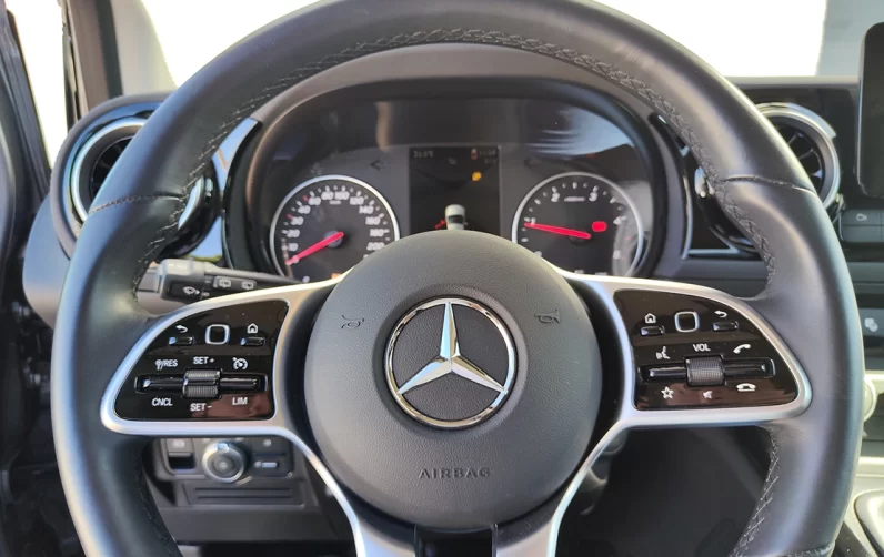 Mercedes-Benz T 180 d Standard
