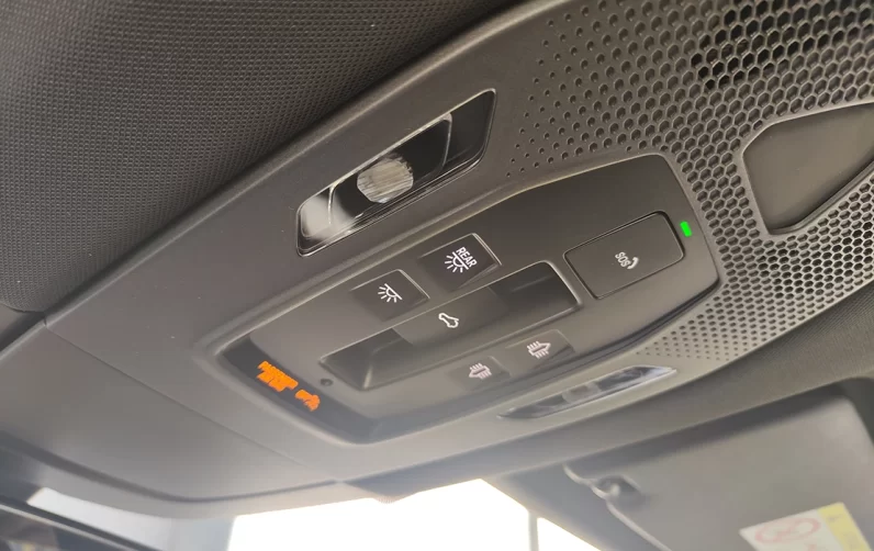 Porsche Macan Electric 4