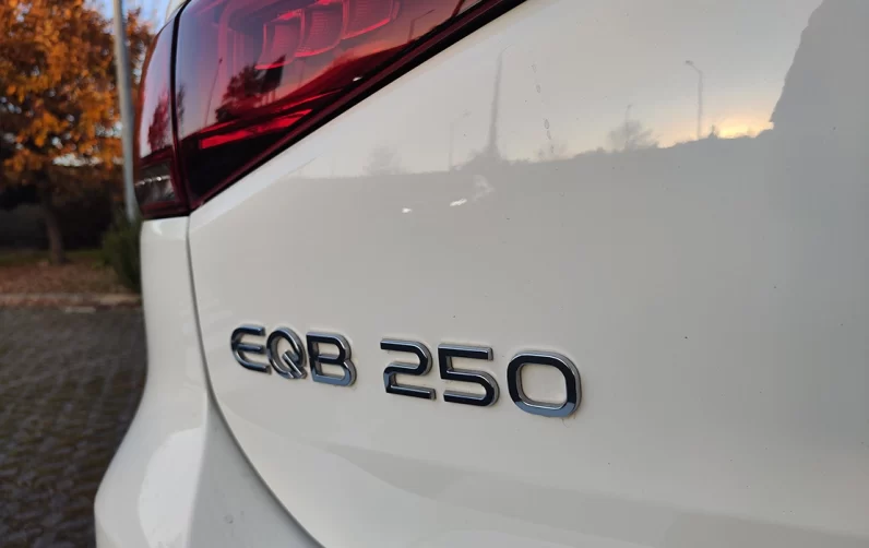 Mercedes-Benz EQB 250 Progressive