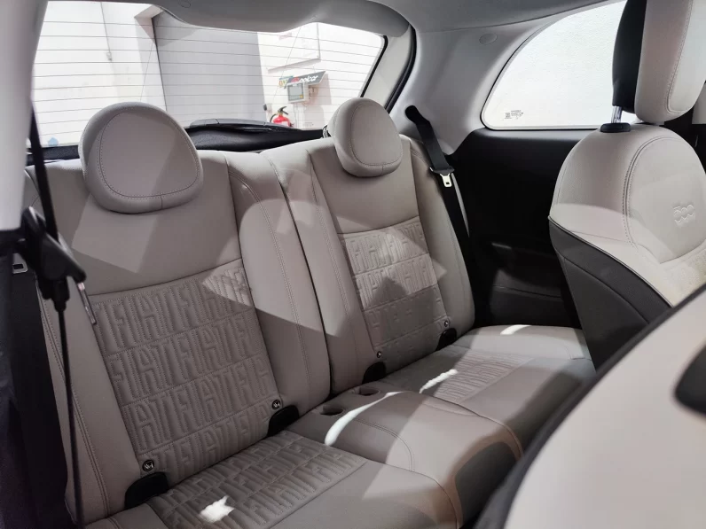 Fiat 500e La Prima